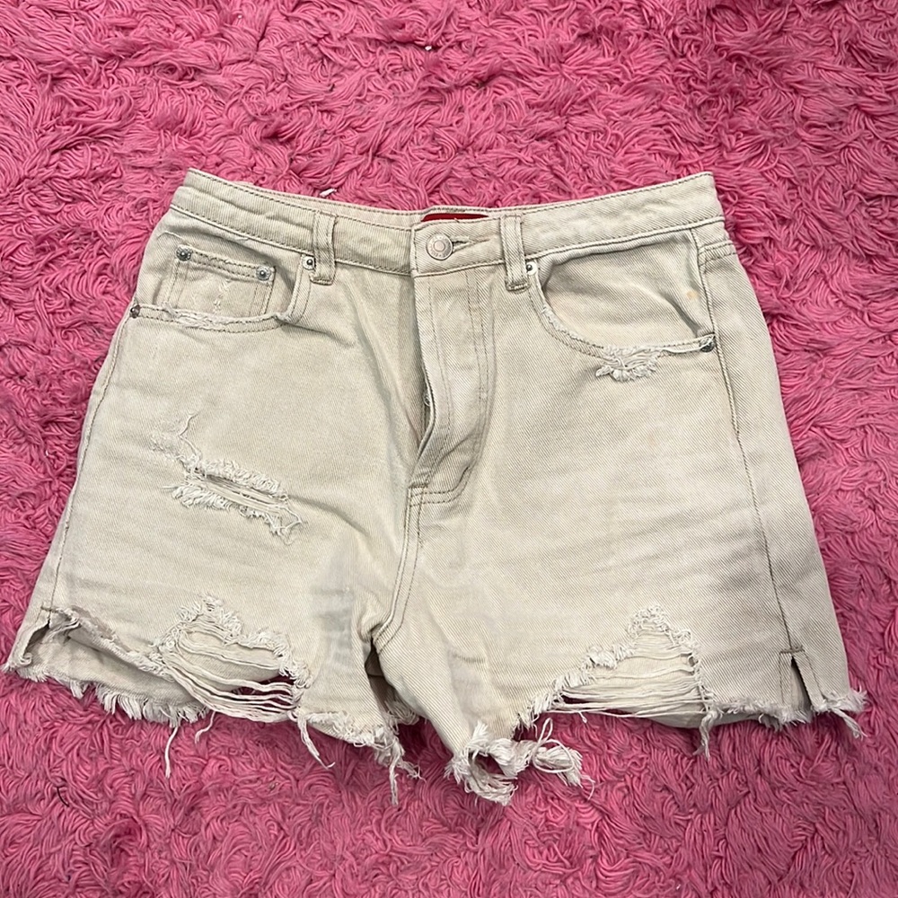 Beige high waisted jean shorts